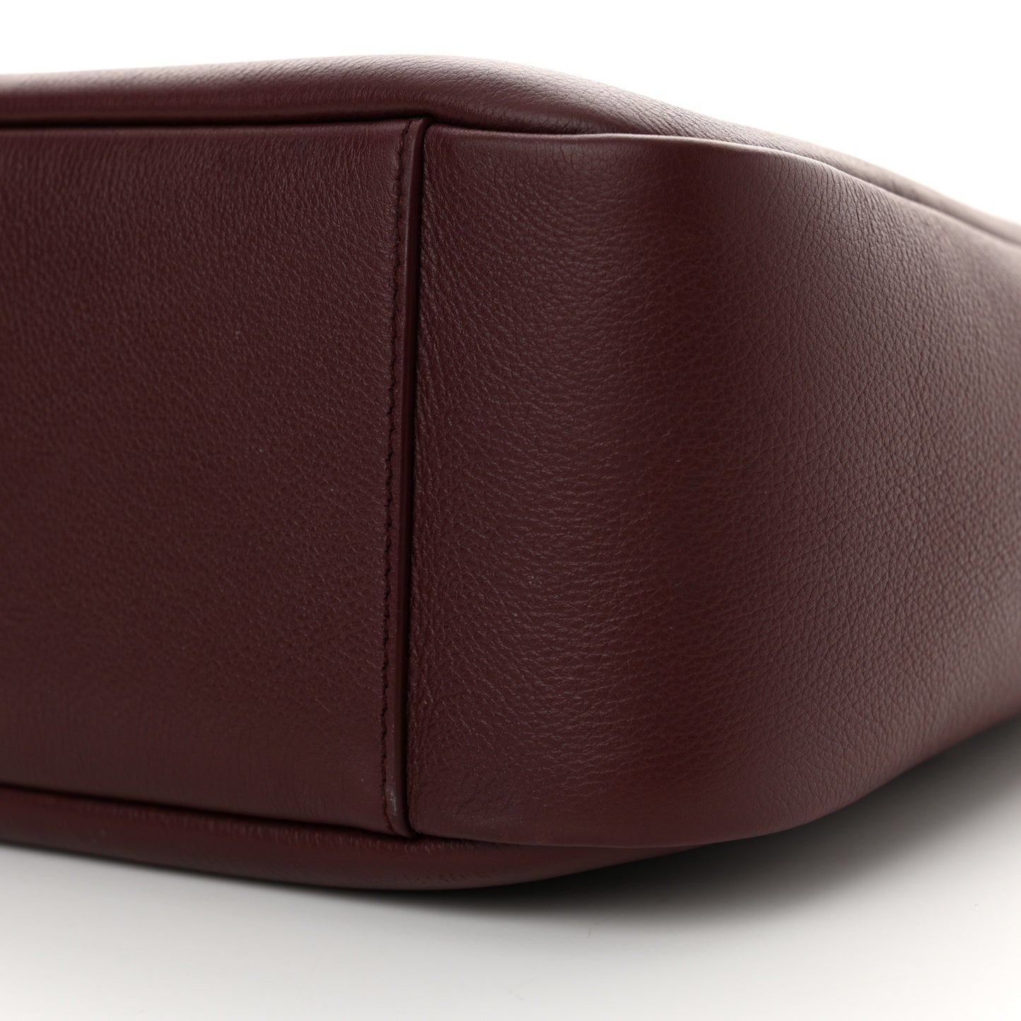 Smooth Calfskin Small Le 5 A 7 Soft Hobo Rouge Legion