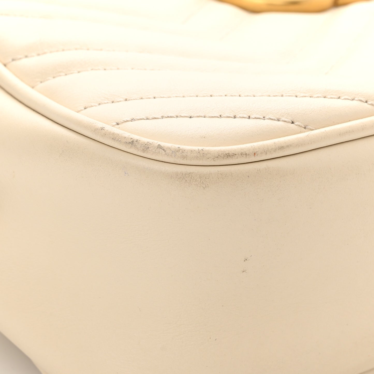 Calfskin Matelasse Small GG Marmont Chain Shoulder Bag White