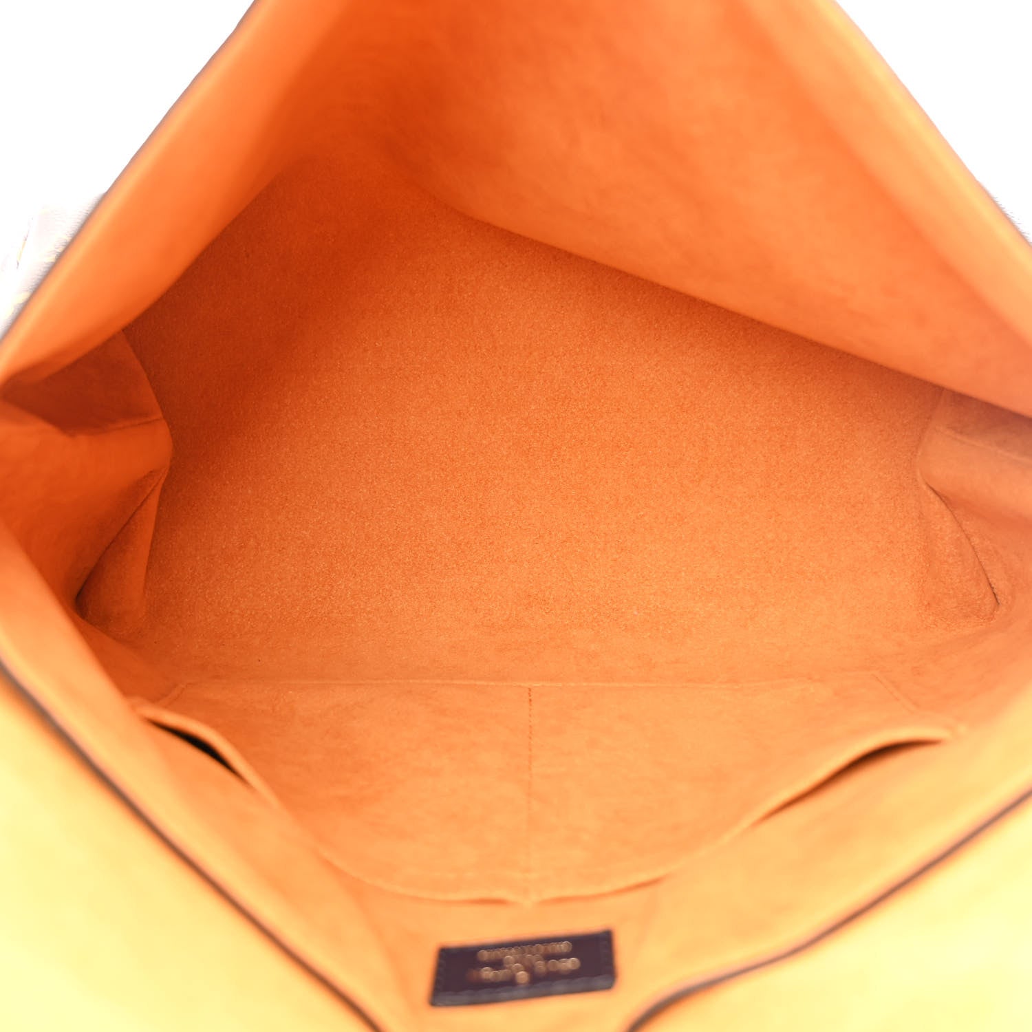 Louis Vuitton Monogram Beaubourg MM Safran Imperial 4 of 9