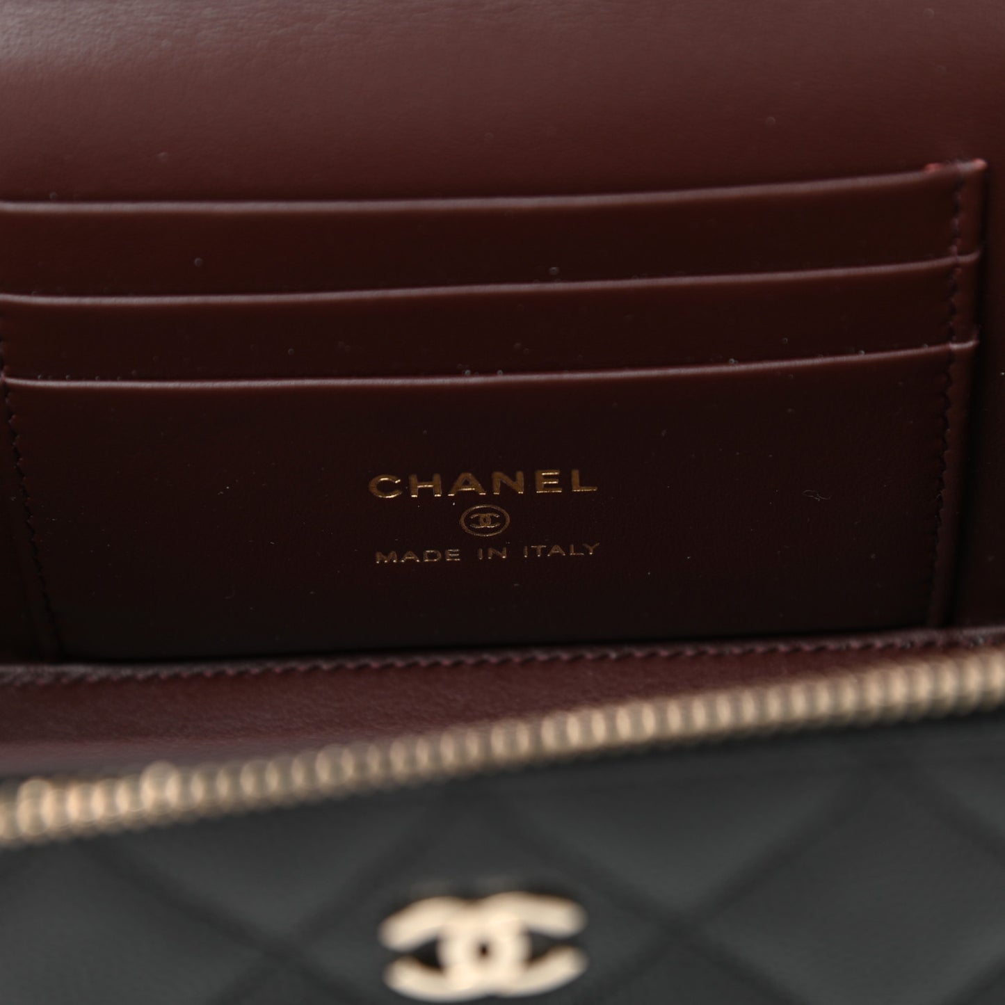 Caviar Quilted Small Vanity Case With Chain Black