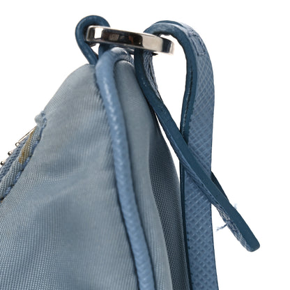Prada Nylon Re-Edition 2005 Shoulder Bag strale 15 of 16
