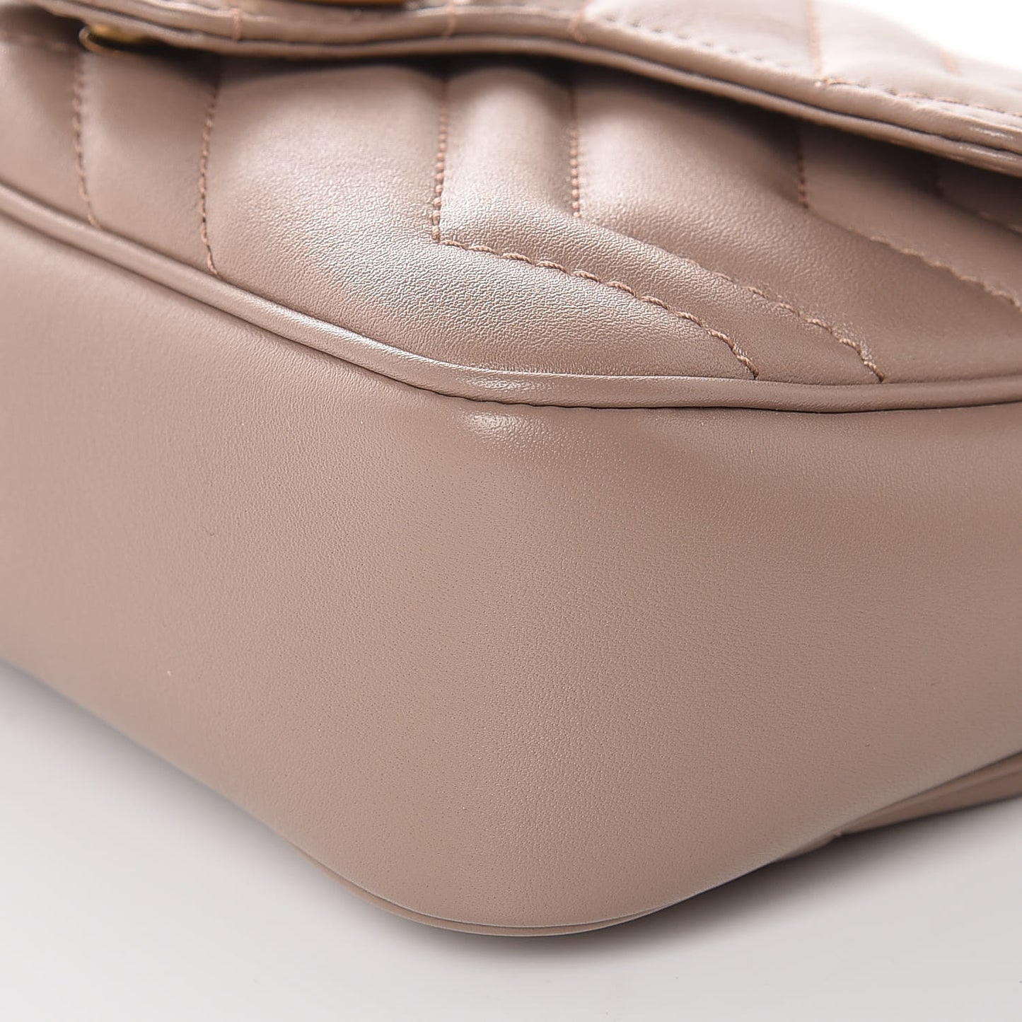 Calfskin Matelasse Super Mini GG Marmont Shoulder Bag Porcelain Rose
