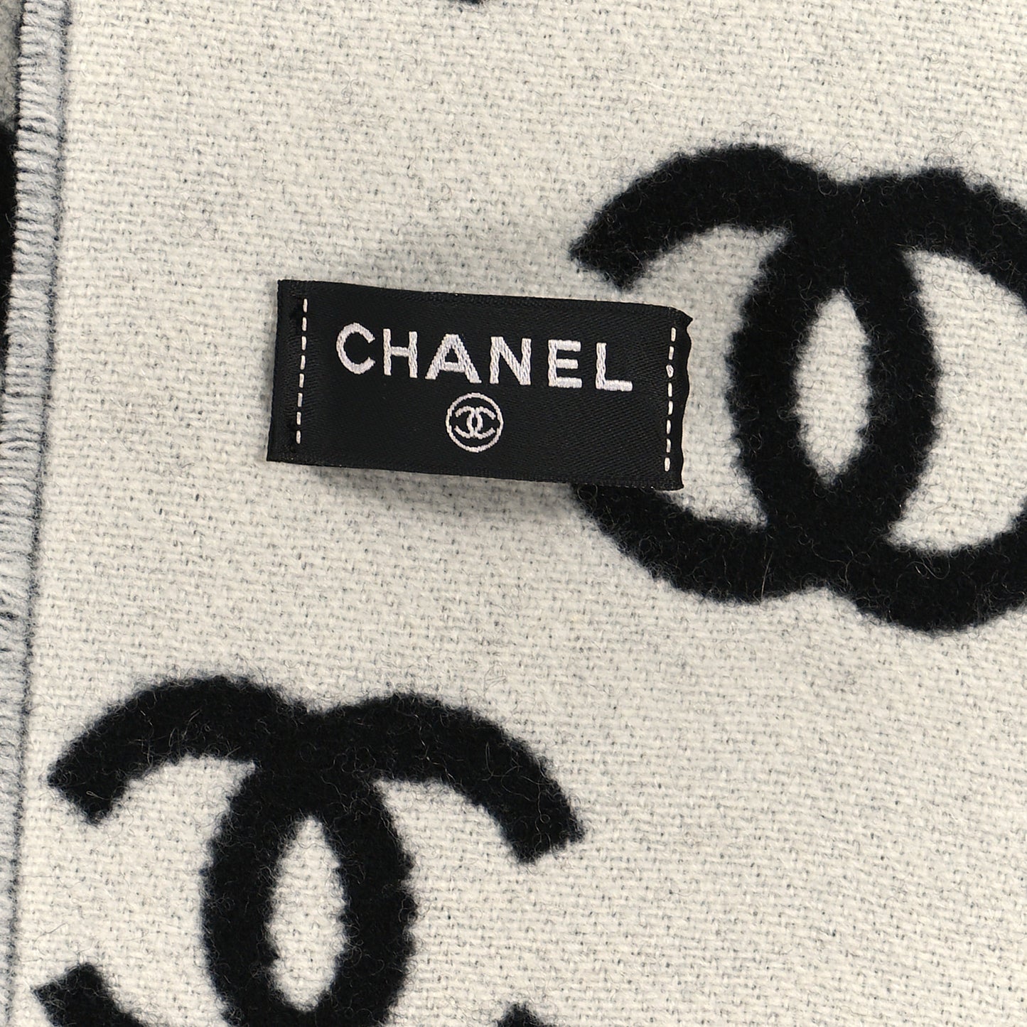 Wool Cashmere CC Scarf Black White