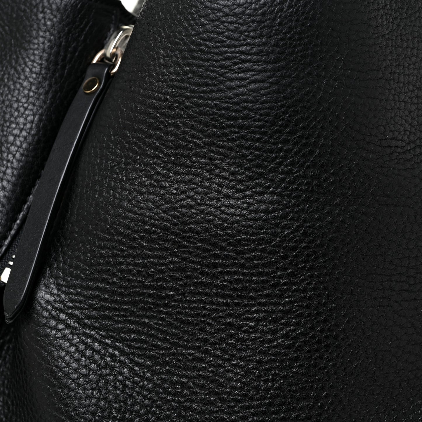Grainy Calfskin House Check Medium Maidstone Black
