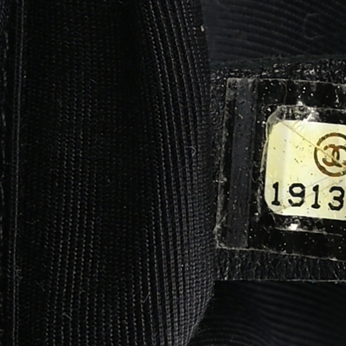 Chanel Calfskin Medium Boy Reverso Flap Black 7 of 9