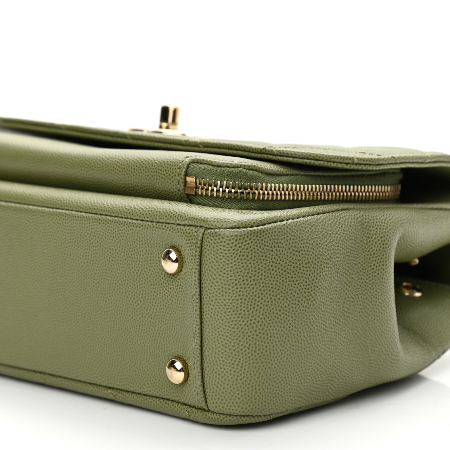 Caviar Quilted Medium Business Affinity Flap Green