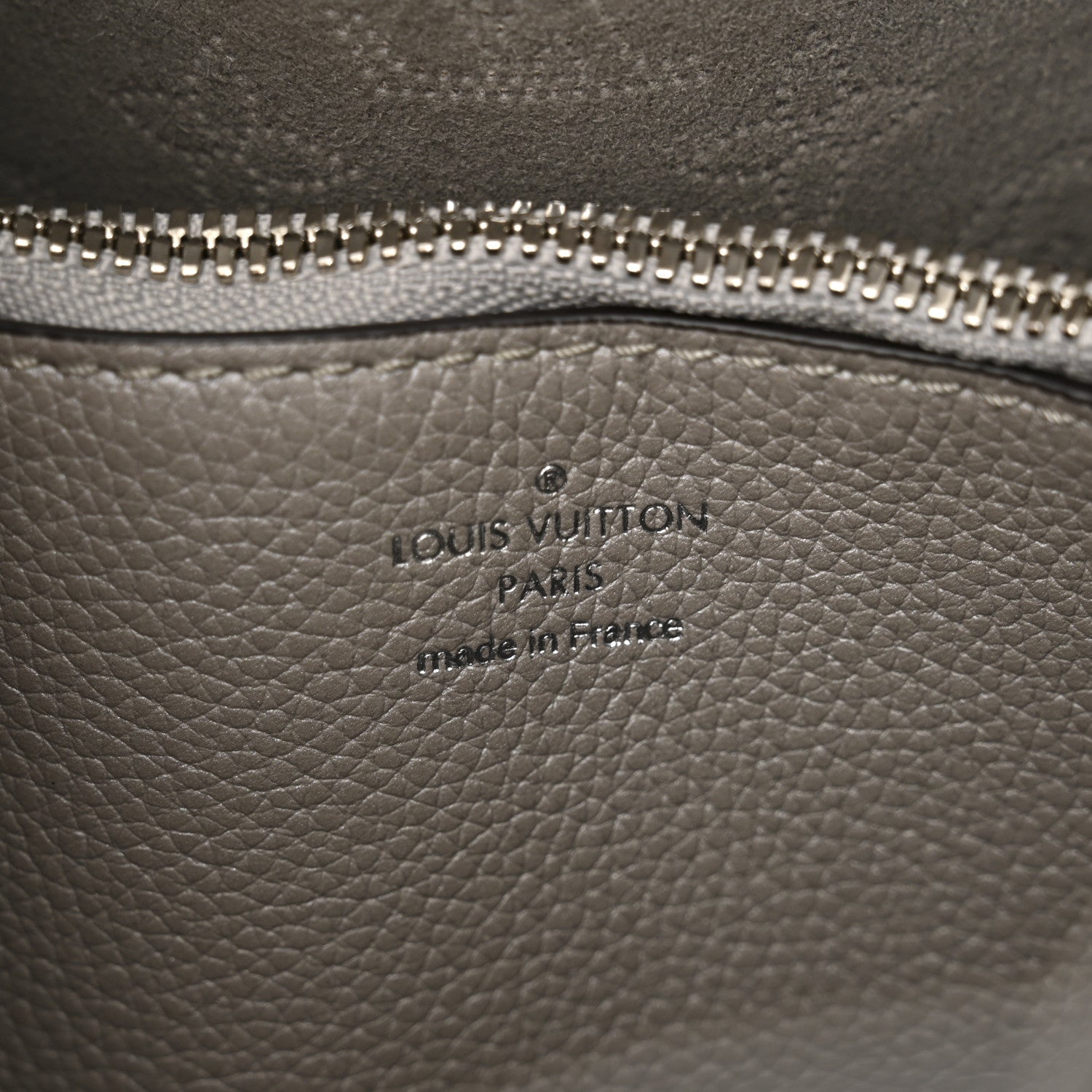 Louis Vuitton Mahina Muria Gris Souris 6 of 9
