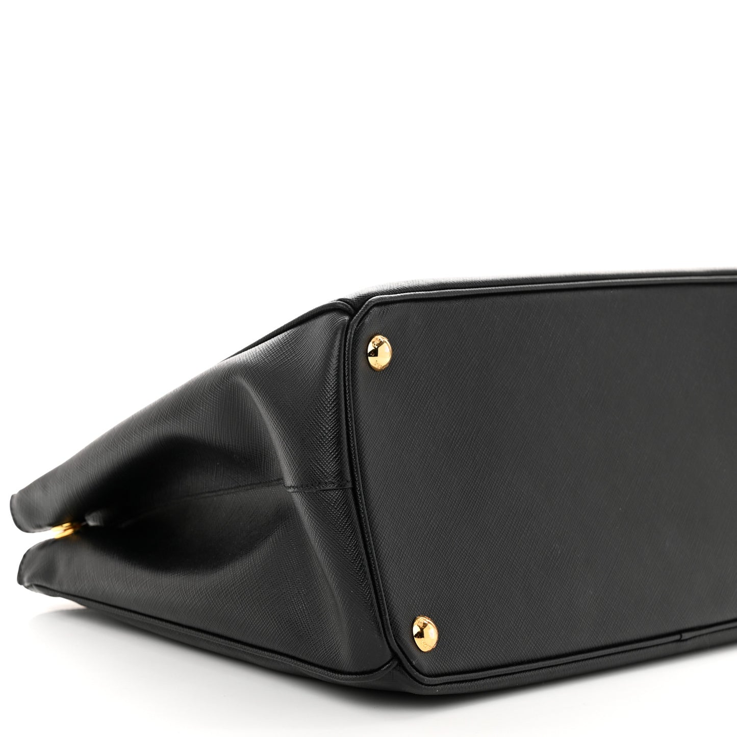 Saffiano Medium Galleria Double Zip Tote Black