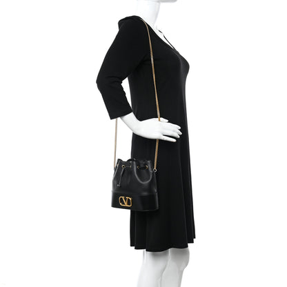 Valentino Garavani Nappa Mini VLogo Signature Chain Bucket Bag Black 2 of 10
