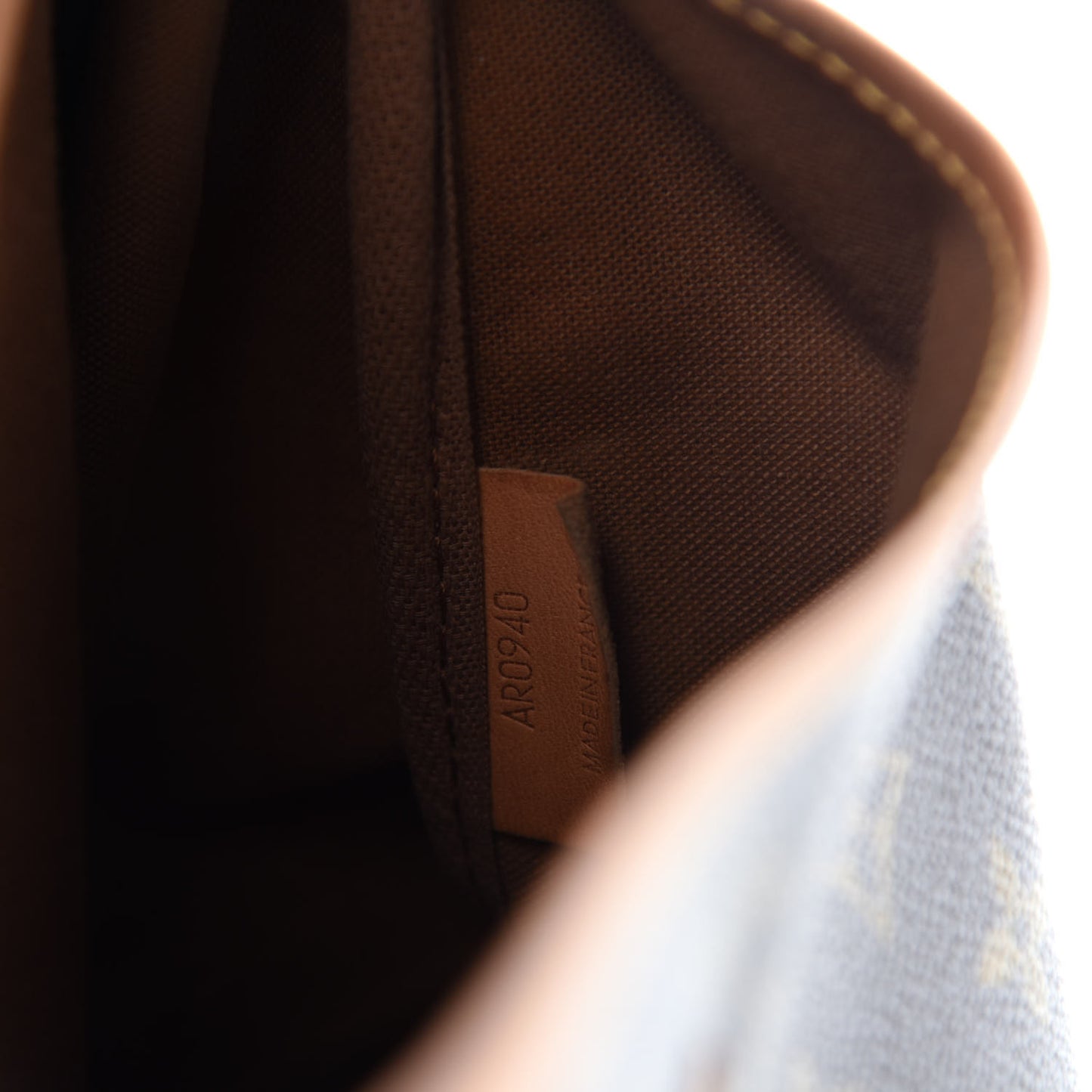 Monogram Saumur 35