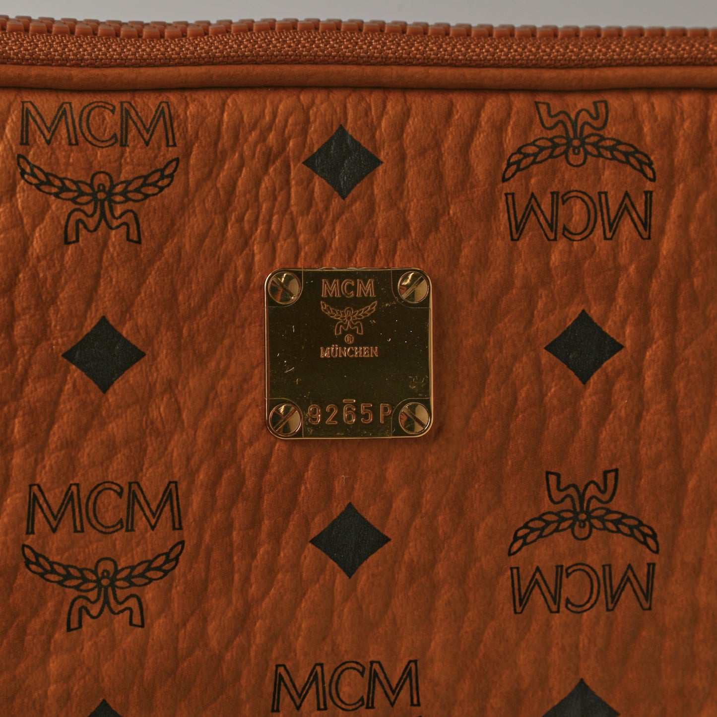 Heritage Visetos Zip Around iPad Case Cognac