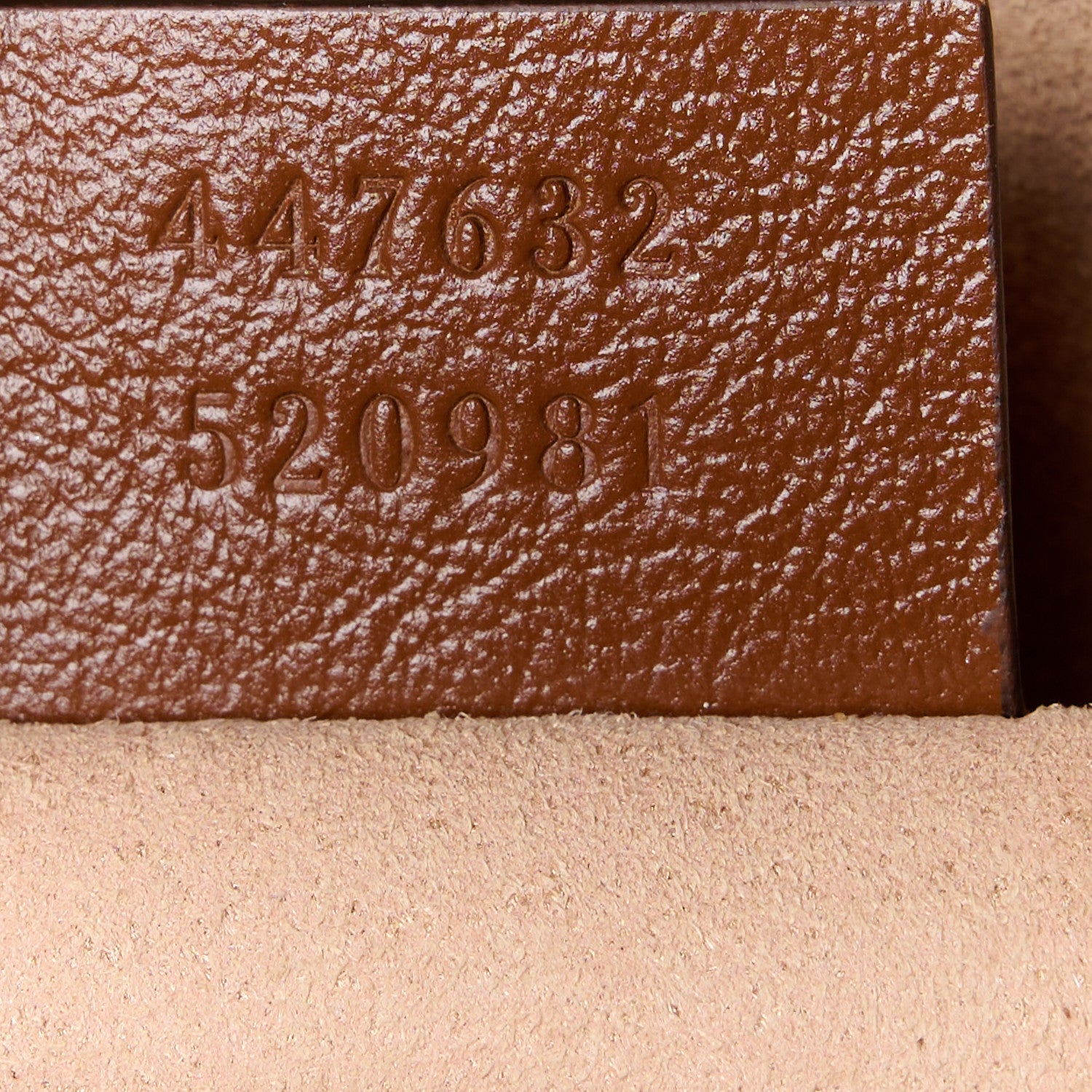 Gucci Glazed Calfskin Matelasse Diagonal Small GG Marmont Chain Shoulder Bag Cuir 8 of 13