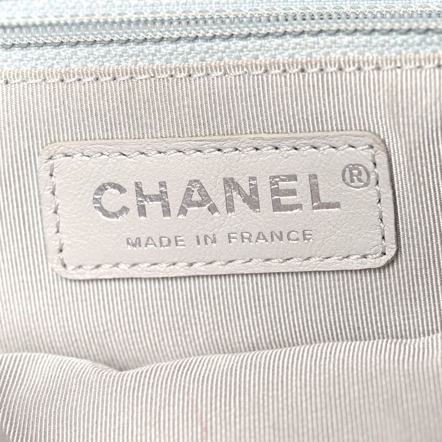 Metallic Calfskin Quilted Small Chain Detail Flap Silver