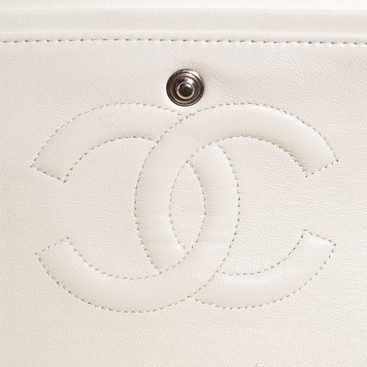 Patent Quilted Medium Double Flap White