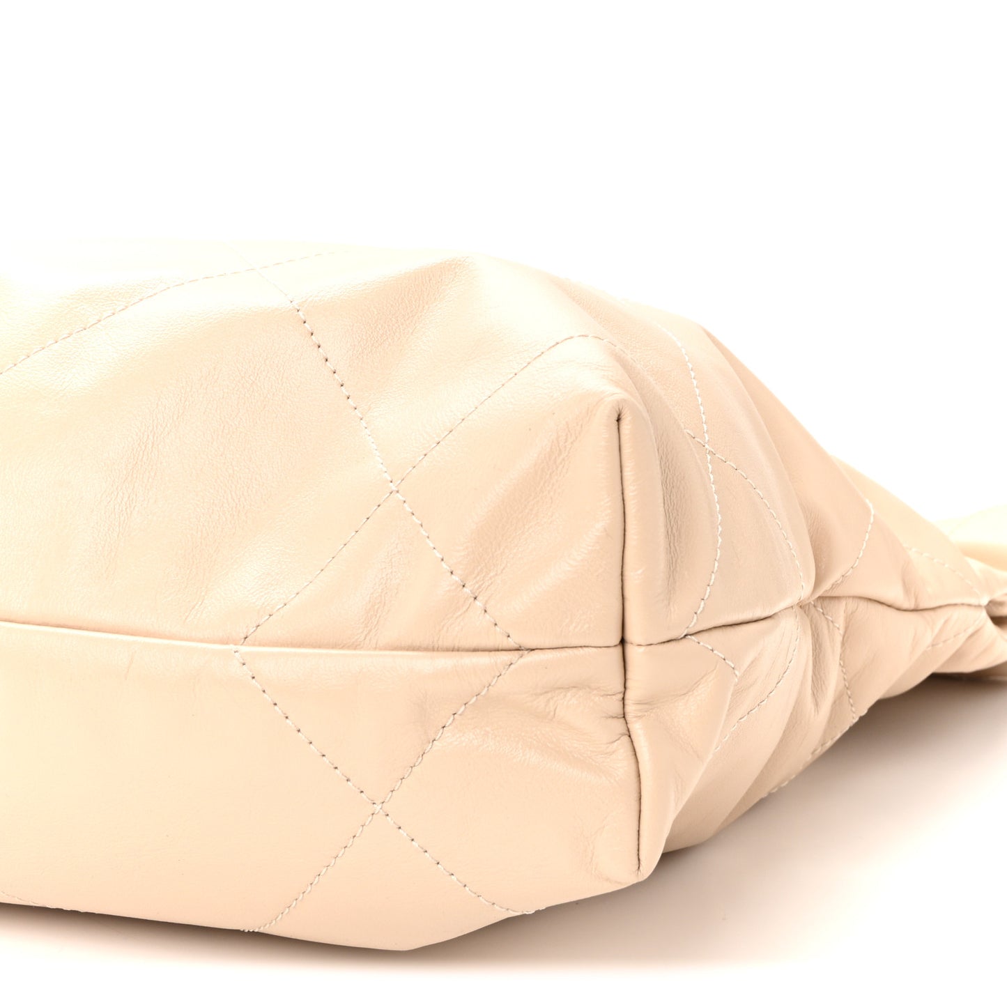 Shiny Calfskin Quilted Small Chanel 22 Ecru