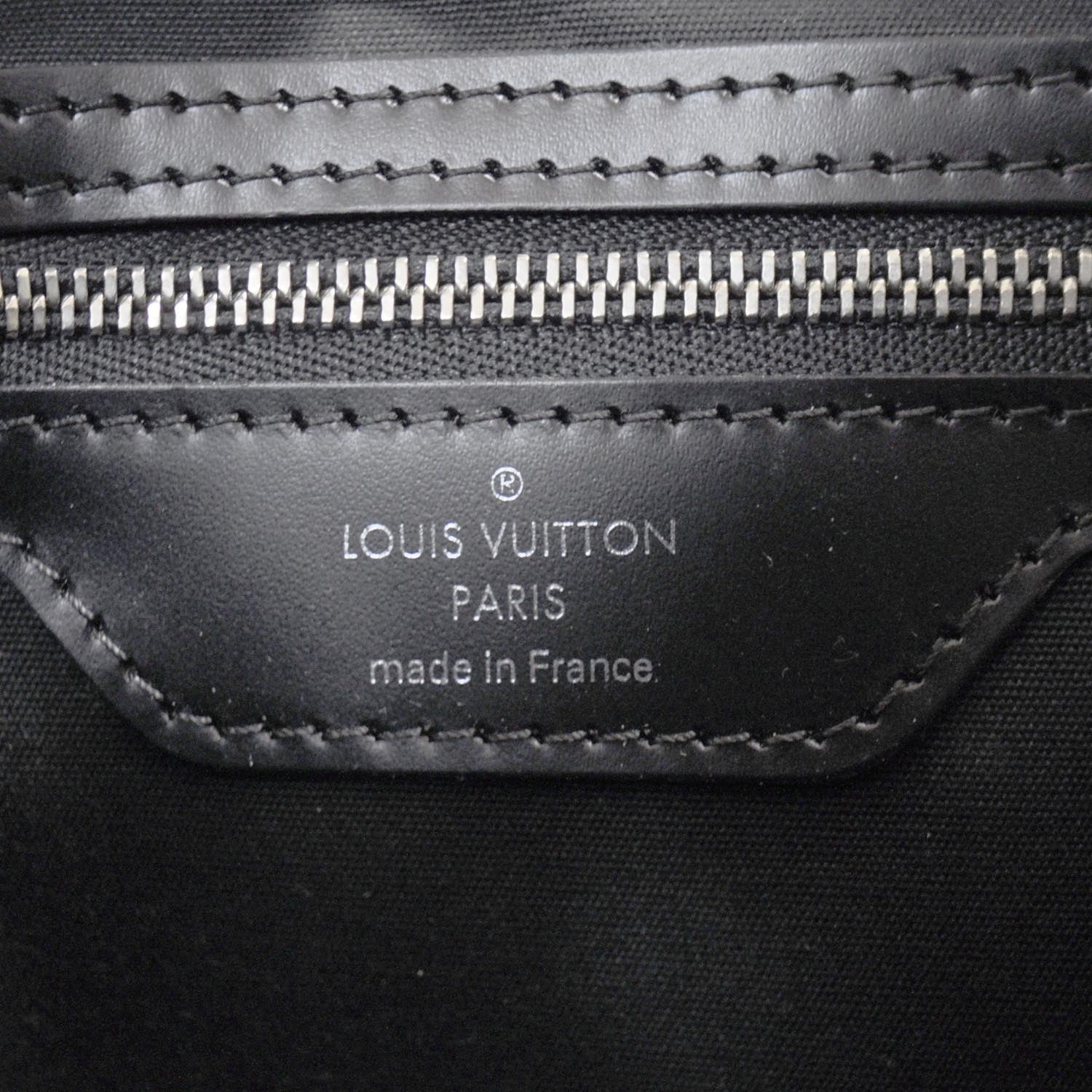 Louis Vuitton Epi Montaigne Sac Black 7 of 10