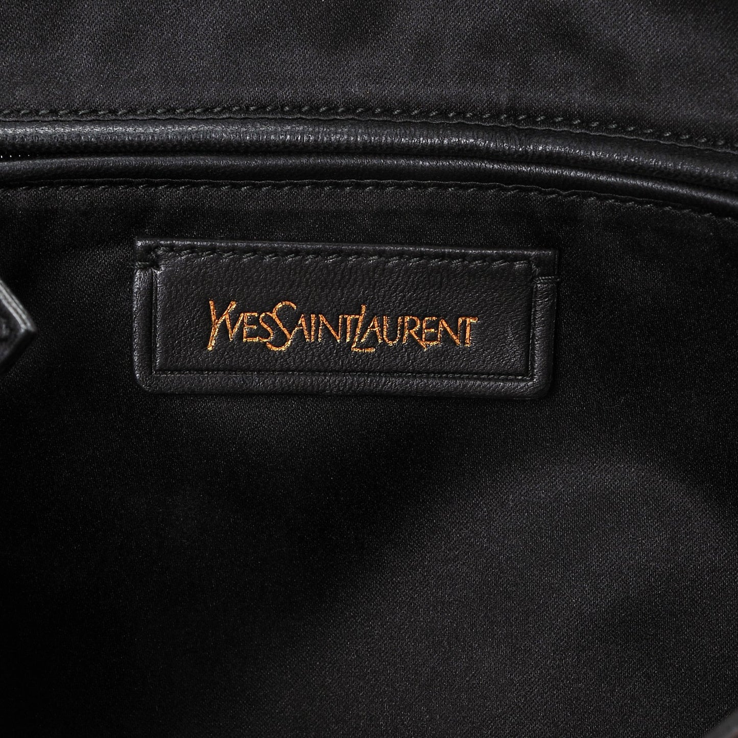 Calfskin Large Muse Black