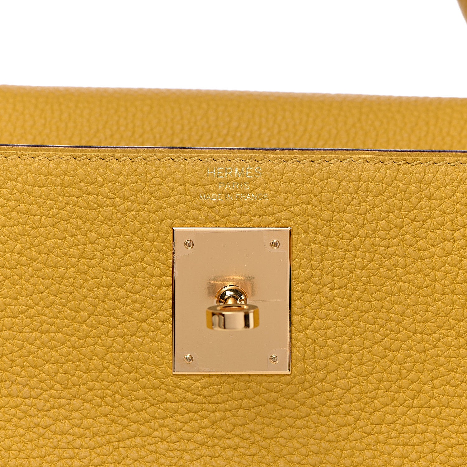 Hermes Togo Kelly Retourne 28 Jaune Ambre 25 of 42