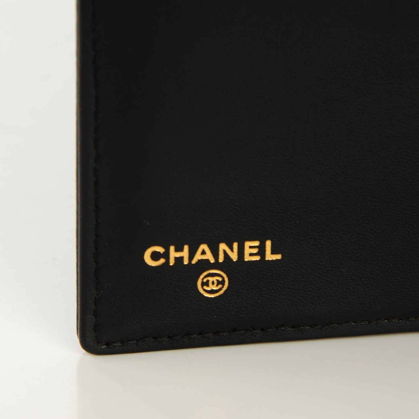 Caviar Timeless CC Yen Wallet Black