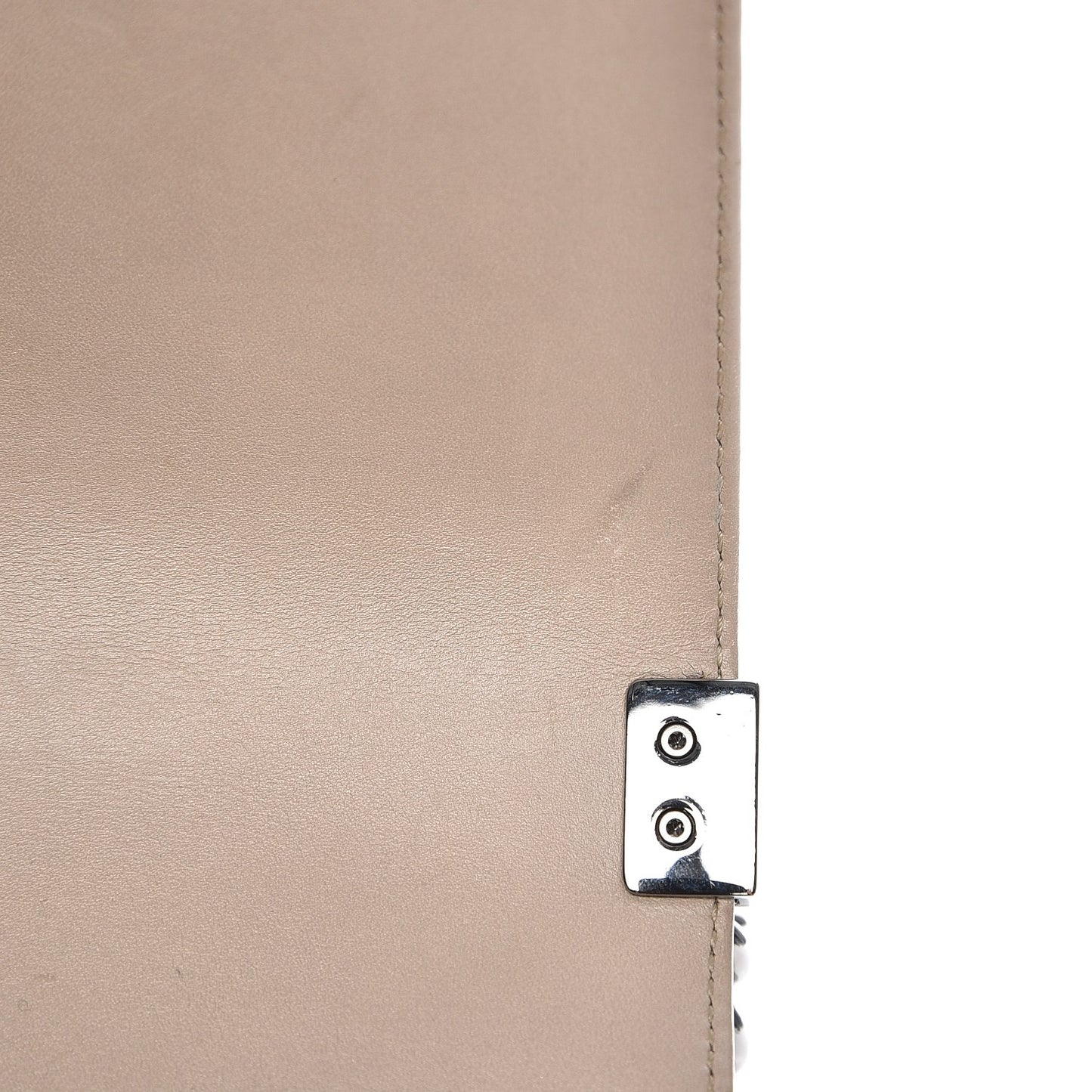 Patent Chevron Medium Boy Flap Beige