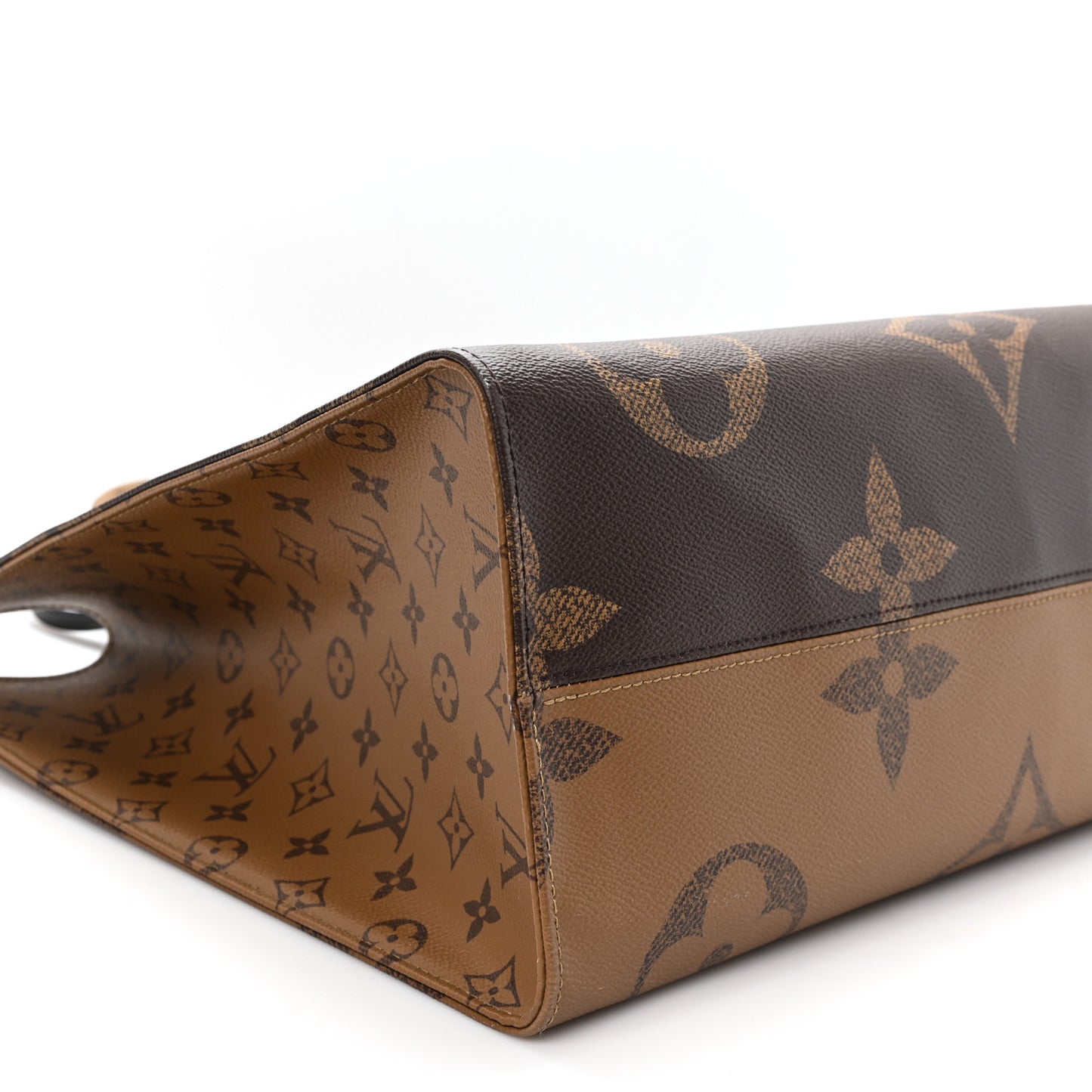 Reverse Monogram Giant Onthego GM