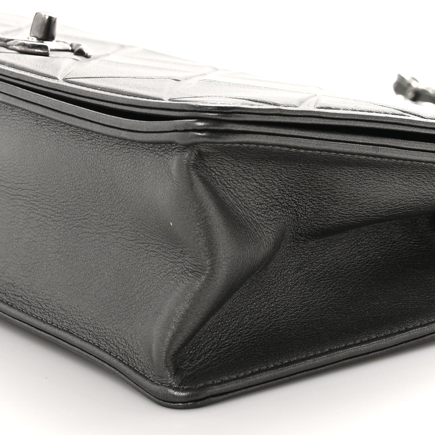 Calfskin Small Propeller Flap Charcoal