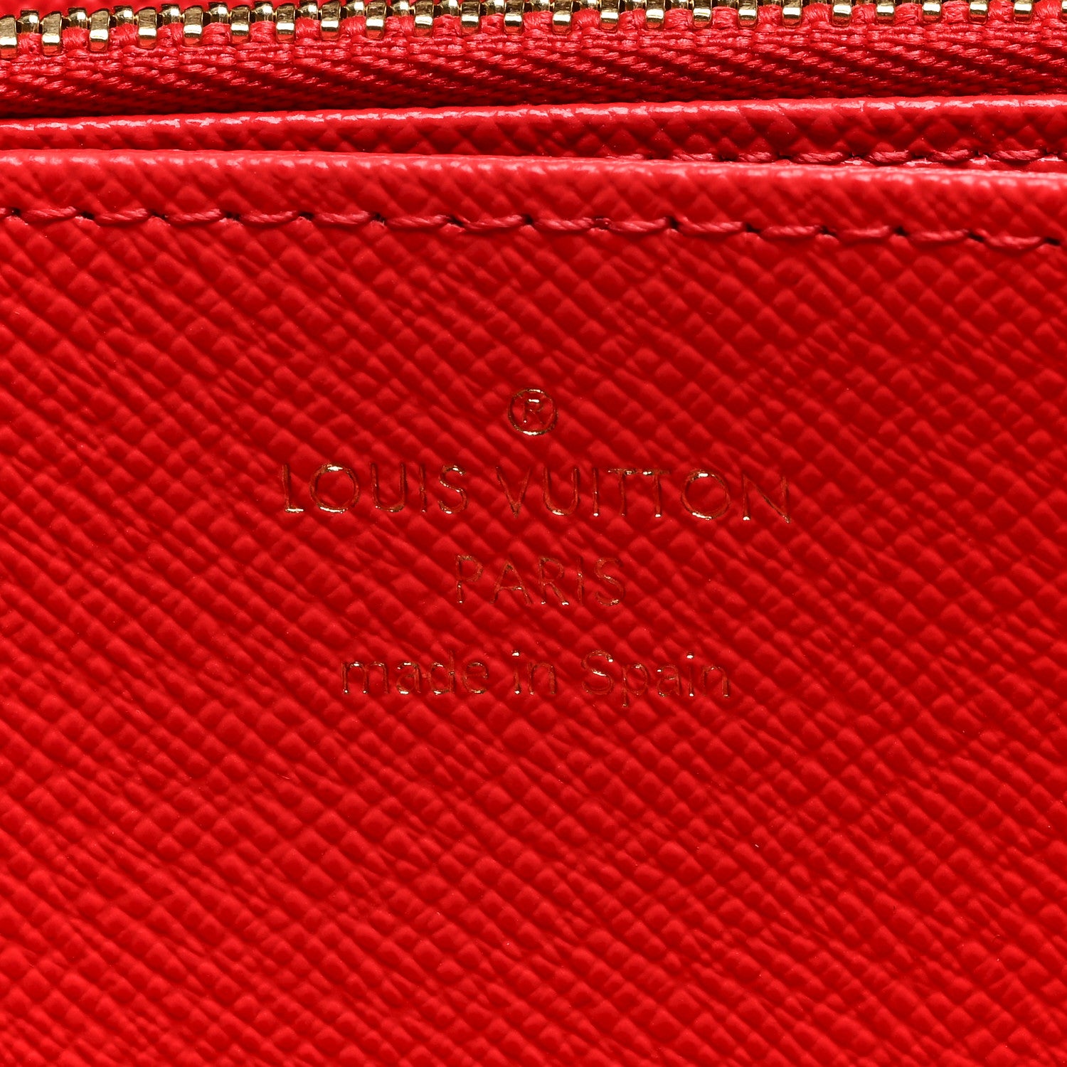 Louis Vuitton Monogram 2016 Christmas Animation Zippy Wallet Rouge 6 of 6