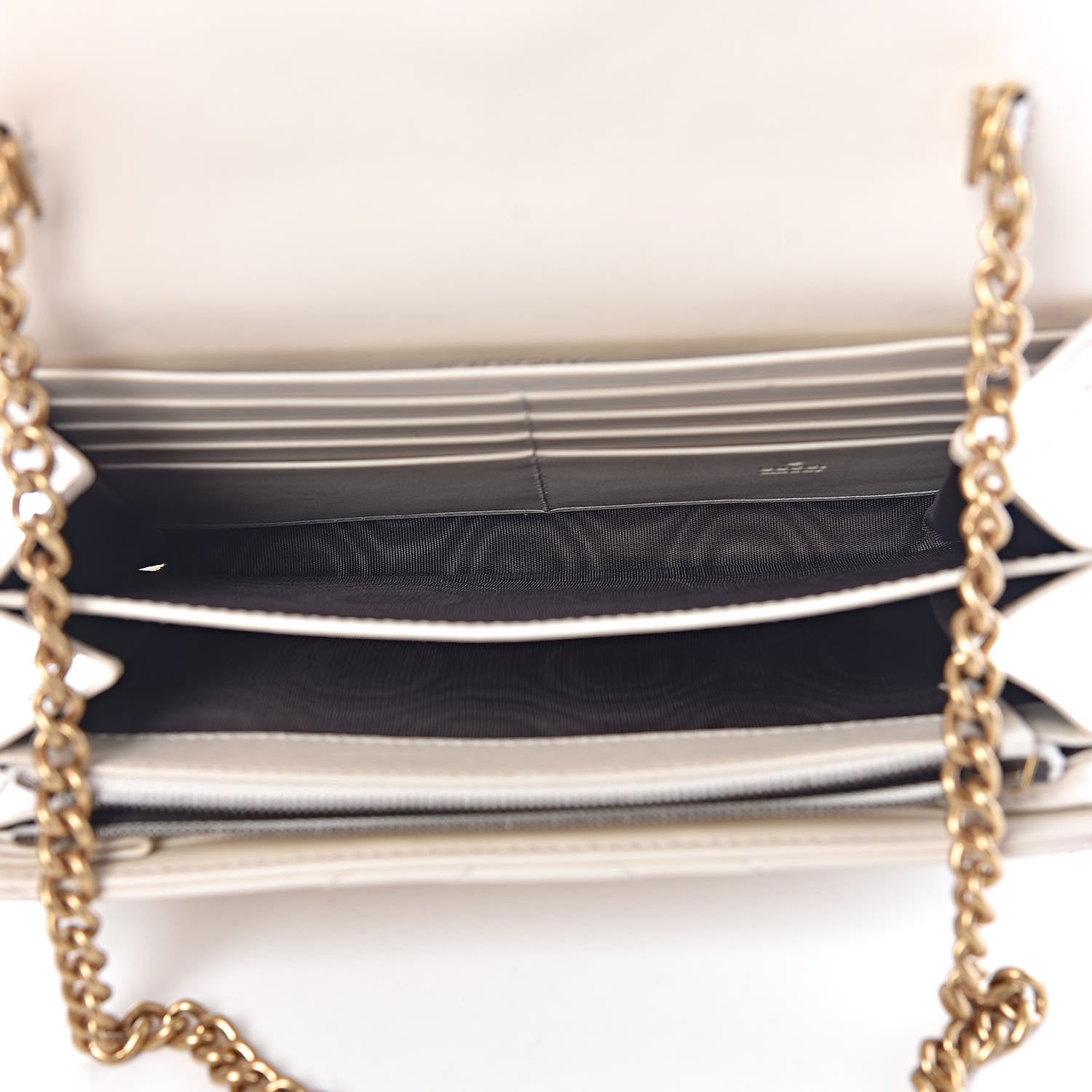 Gucci Calfskin Matelasse GG Marmont Chain Wallet Mystic White 5 of 12