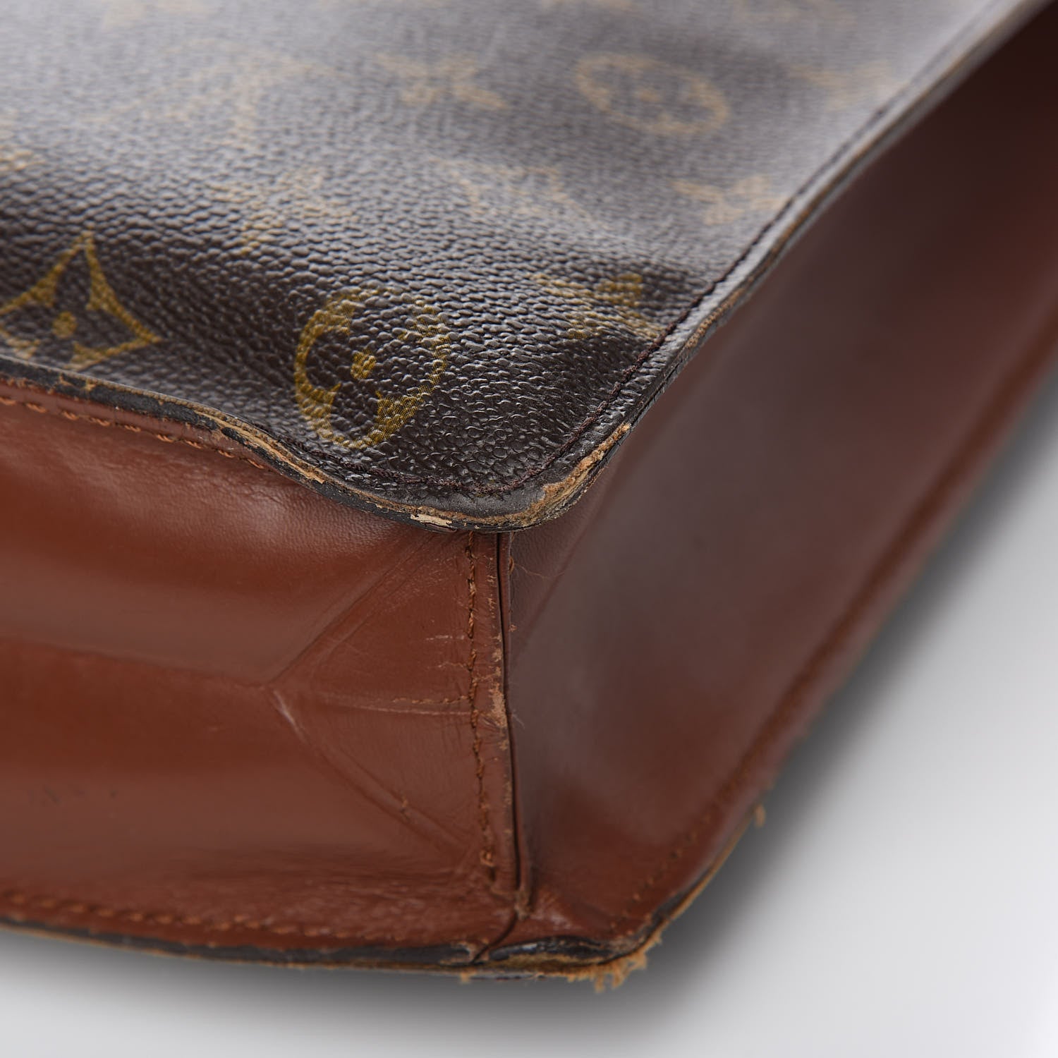 Louis Vuitton Monogram Porte-Documents Bandouliere 24 of 27