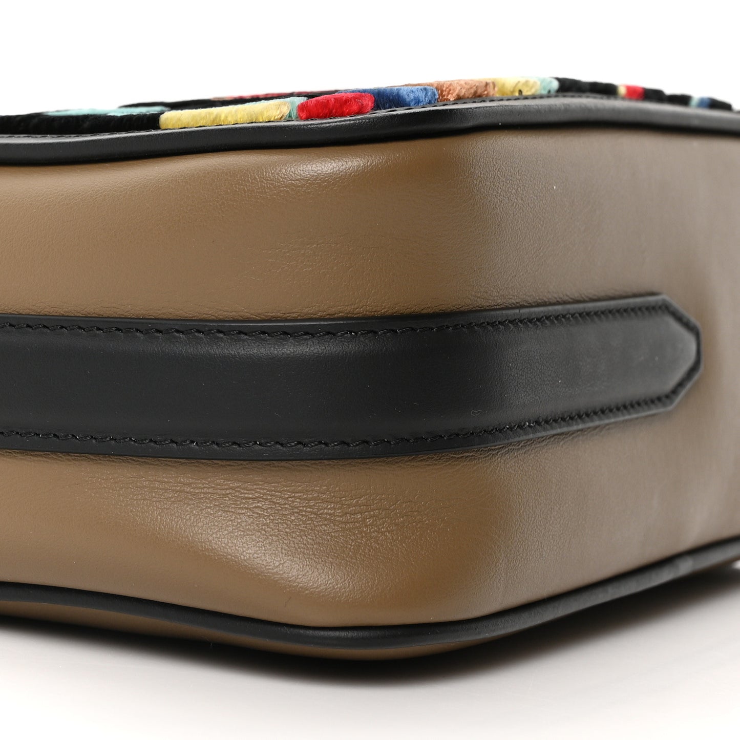 Vitello Century Velvet F is Fendi FF Multicolor Bi-Color Camera Case Fango Black Multicolor