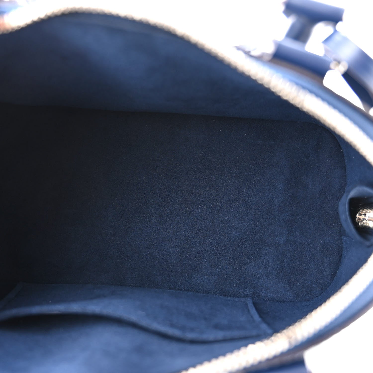 Louis Vuitton Epi Alma BB Indigo 5 of 10