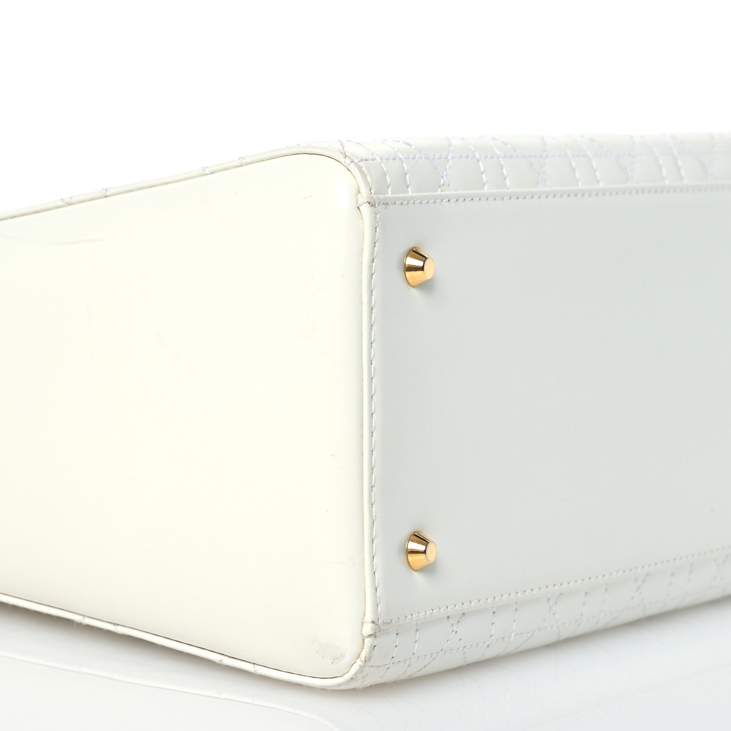 Christian Dior Glazed Calfskin Cannage Medium Lady Dior White 9 of 23