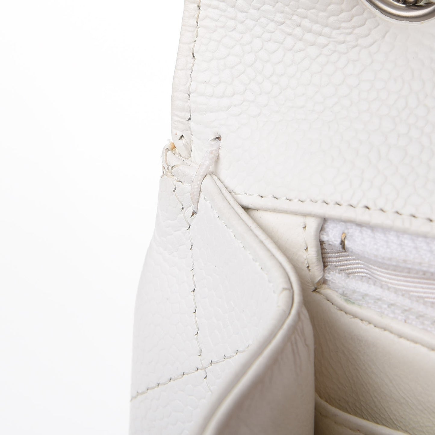 Caviar Quilted Jumbo Single Flap White