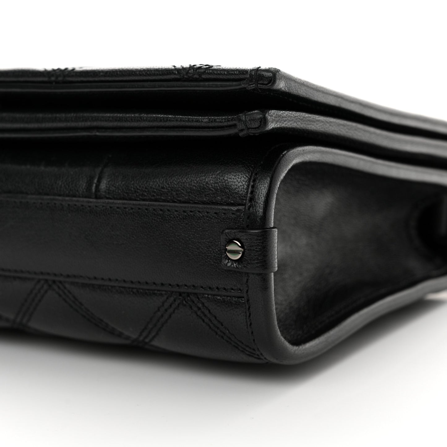Lambskin Diamond Quilted Becky Chain Wallet Black