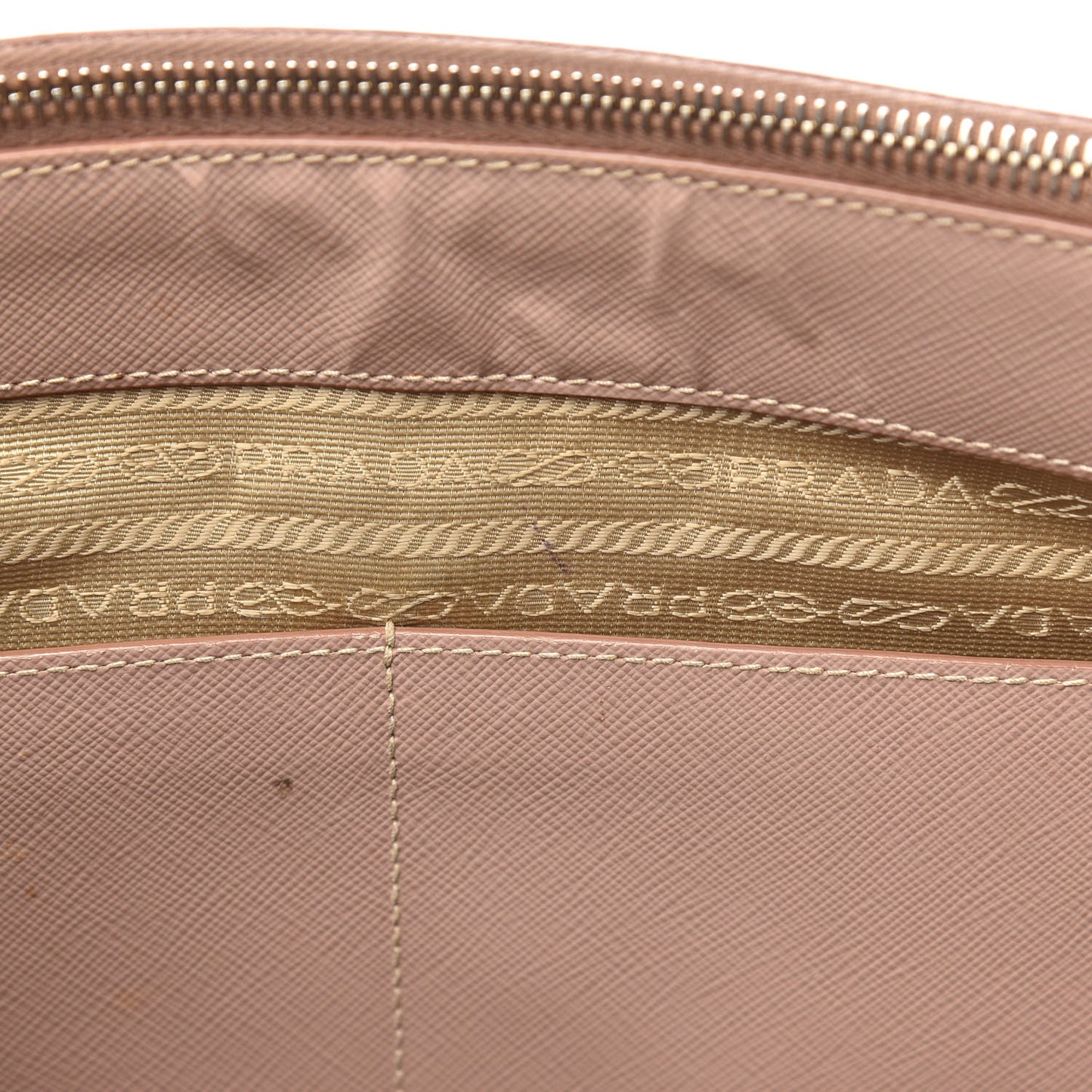 Saffiano Medium Galleria Double Zip Tote Cammeo