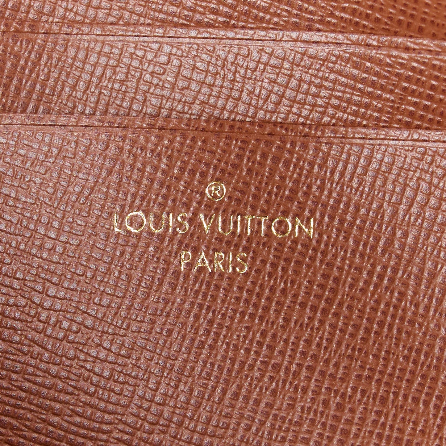 Monogram Ivy Wallet On Chain