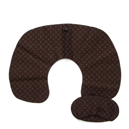 Louis Vuitton Monogram Voyage Travel Set VIP 1 of 7