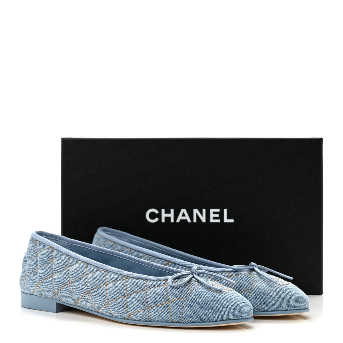 Chanel Denim Quilted CC Cap Toe Ballerina Flats 40 Light Blue 10 of 10