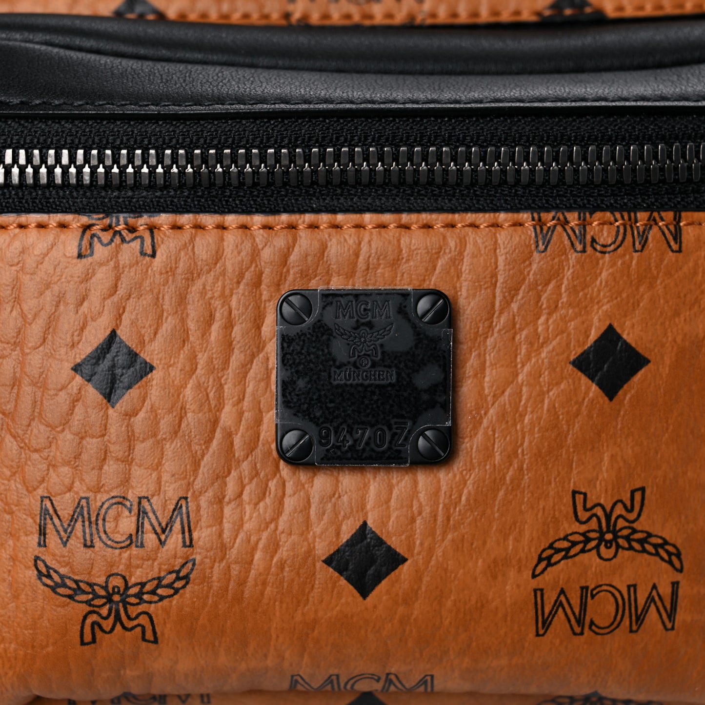 Visetos Medium Belt Bag Cognac Black