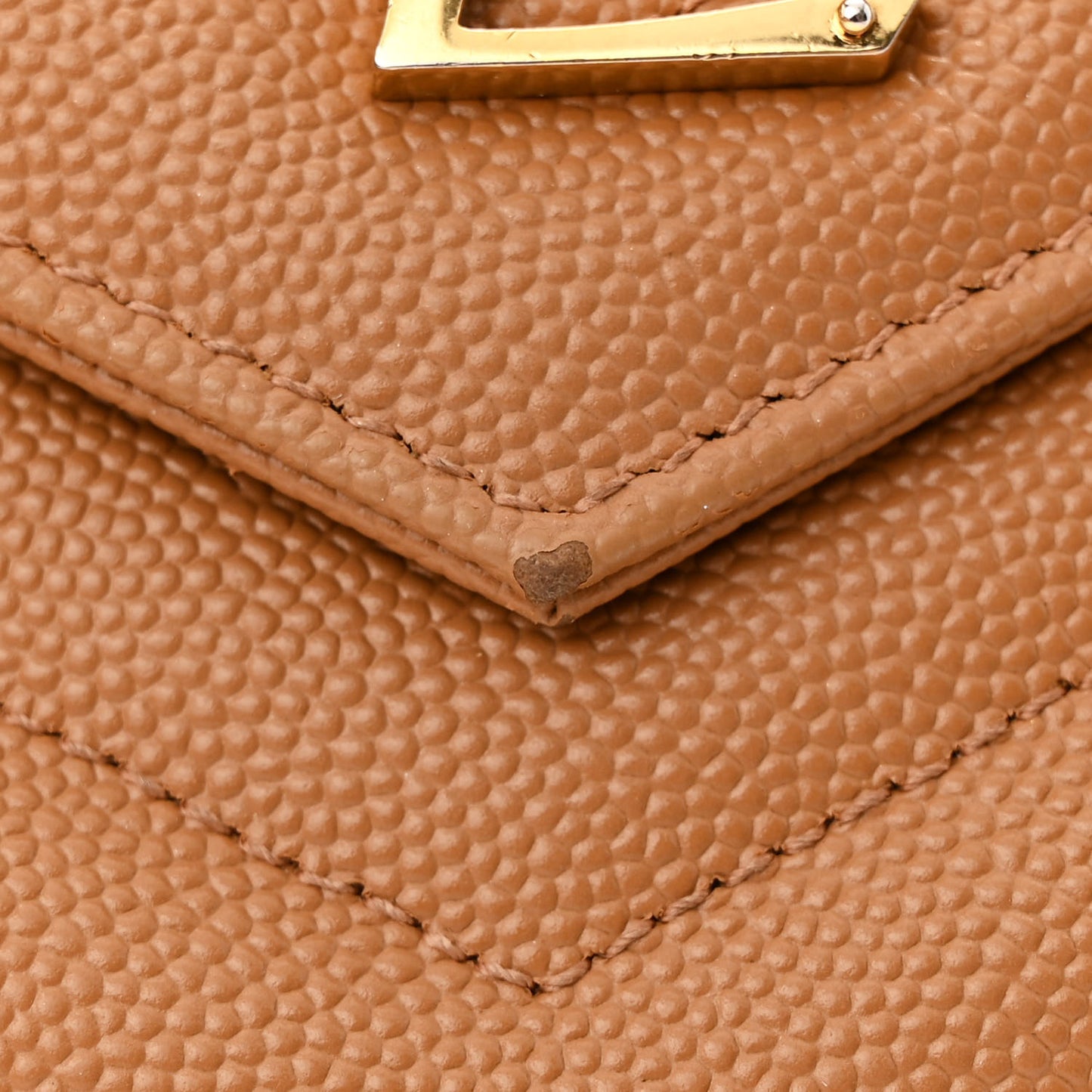 Grain De Poudre Matelasse Chevron Monogram Chain Wallet Dune