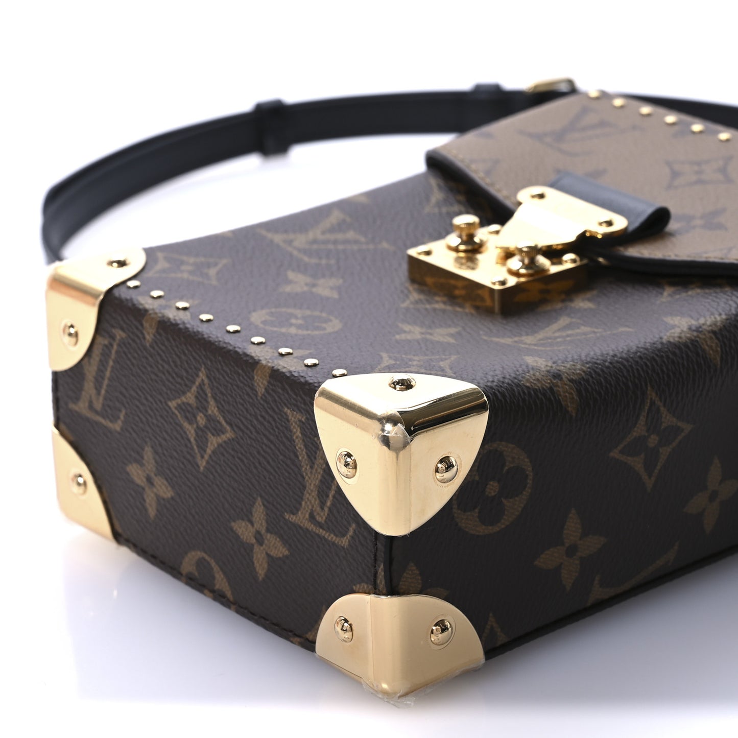 Reverse Monogram Camera Box NM