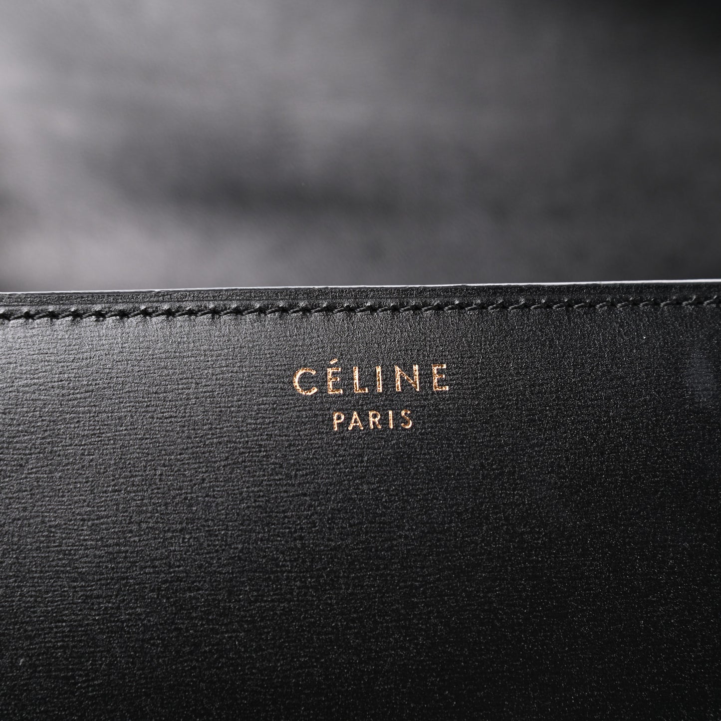 Box Calfskin Medium Classic Box Flap Bag Black