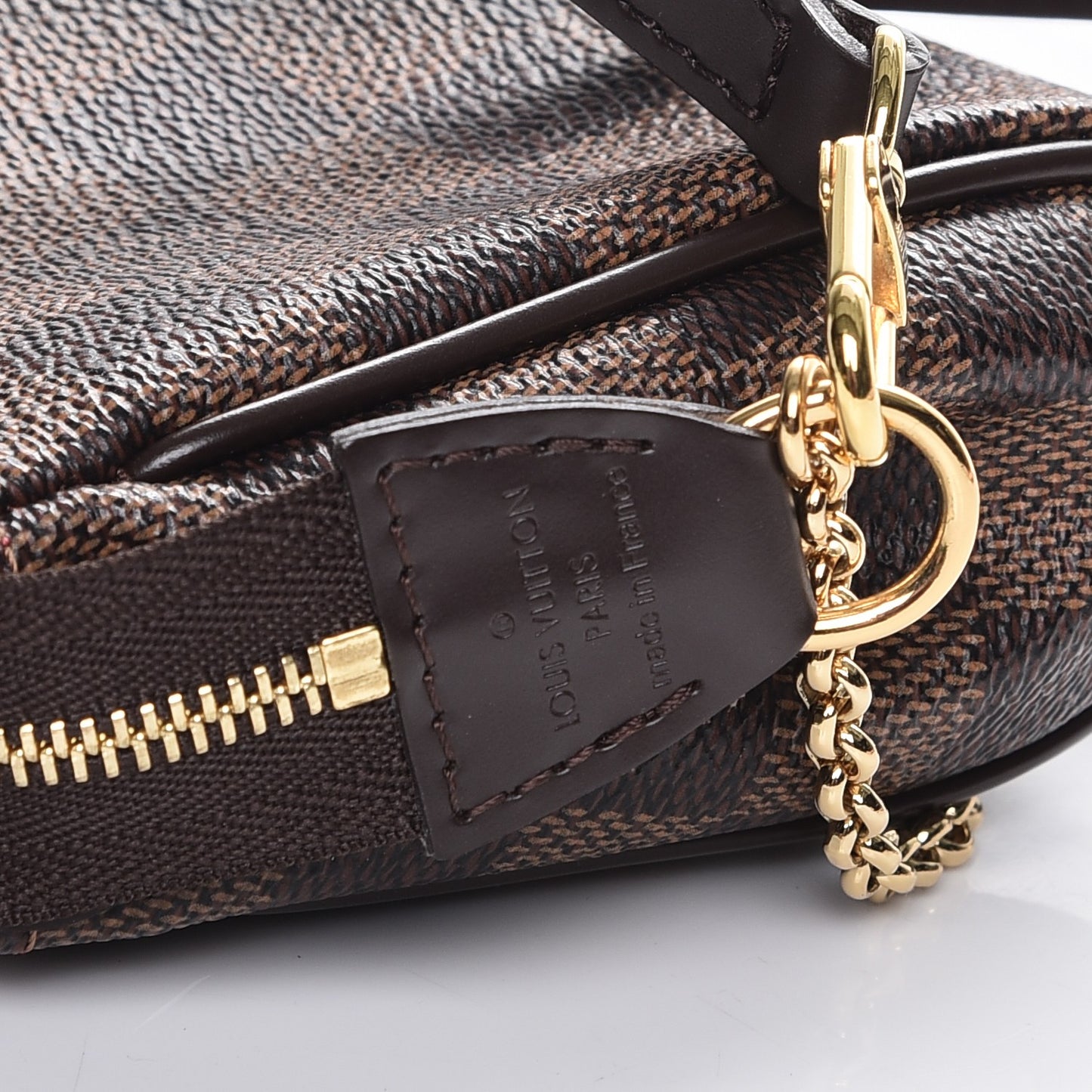 Damier Ebene Eva Clutch