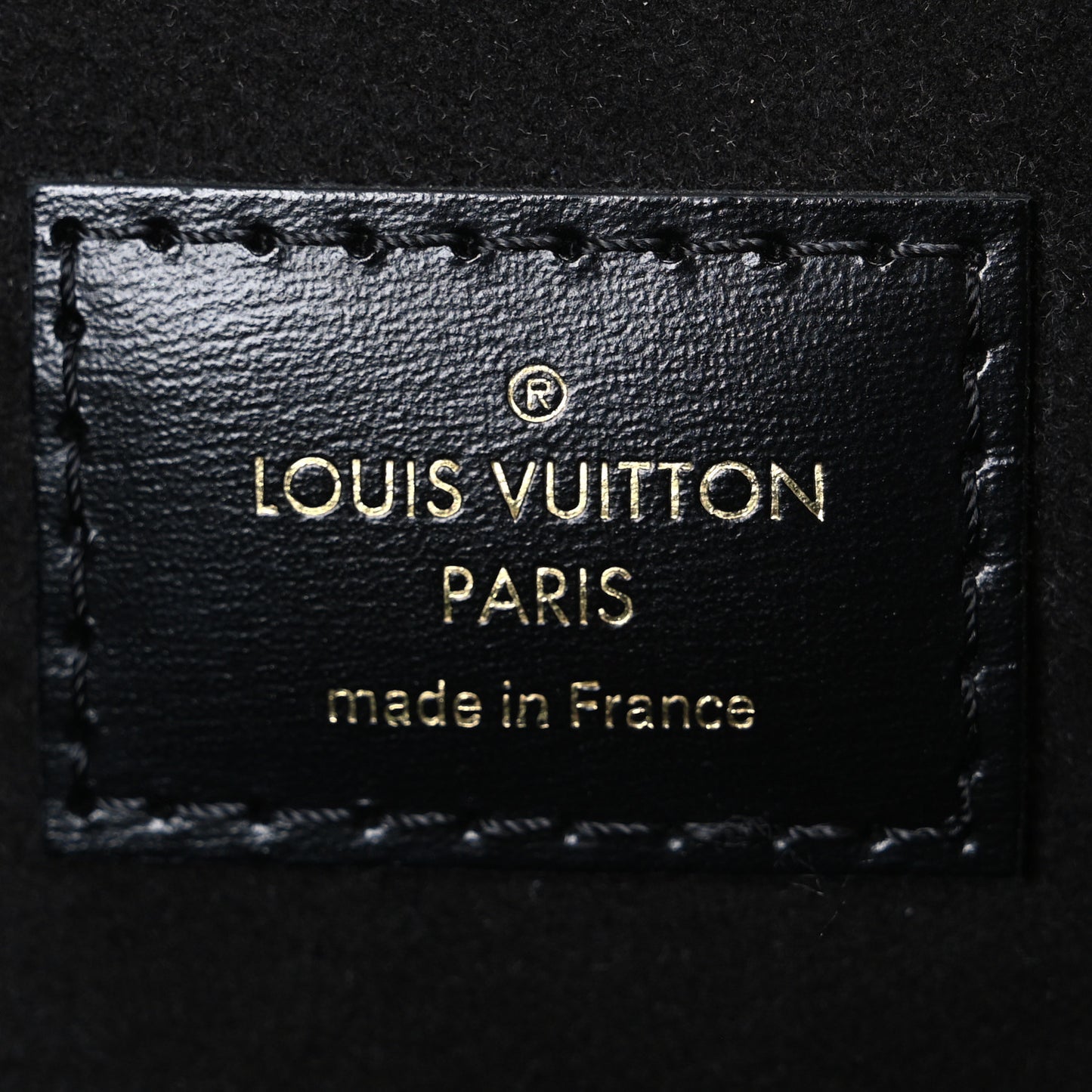 Reverse Monogram Pochette Metis
