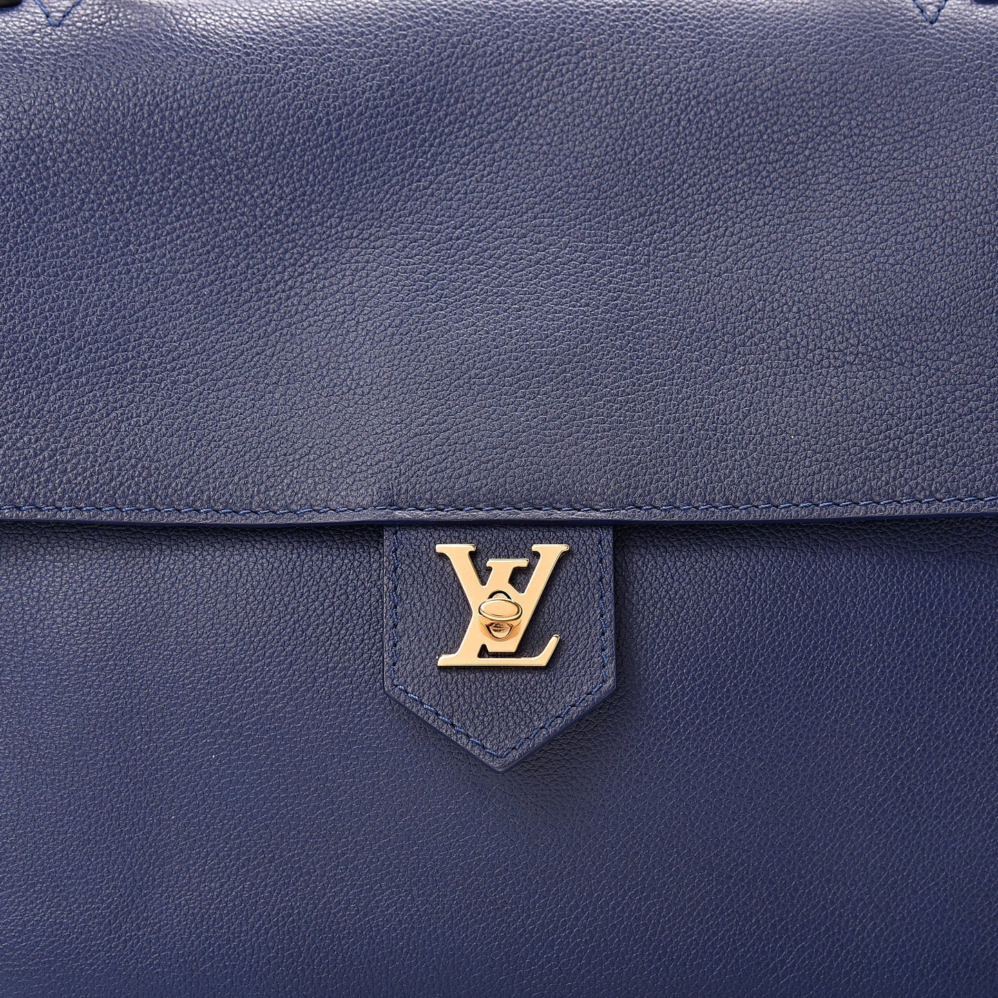 Calfskin Lockme PM Iris