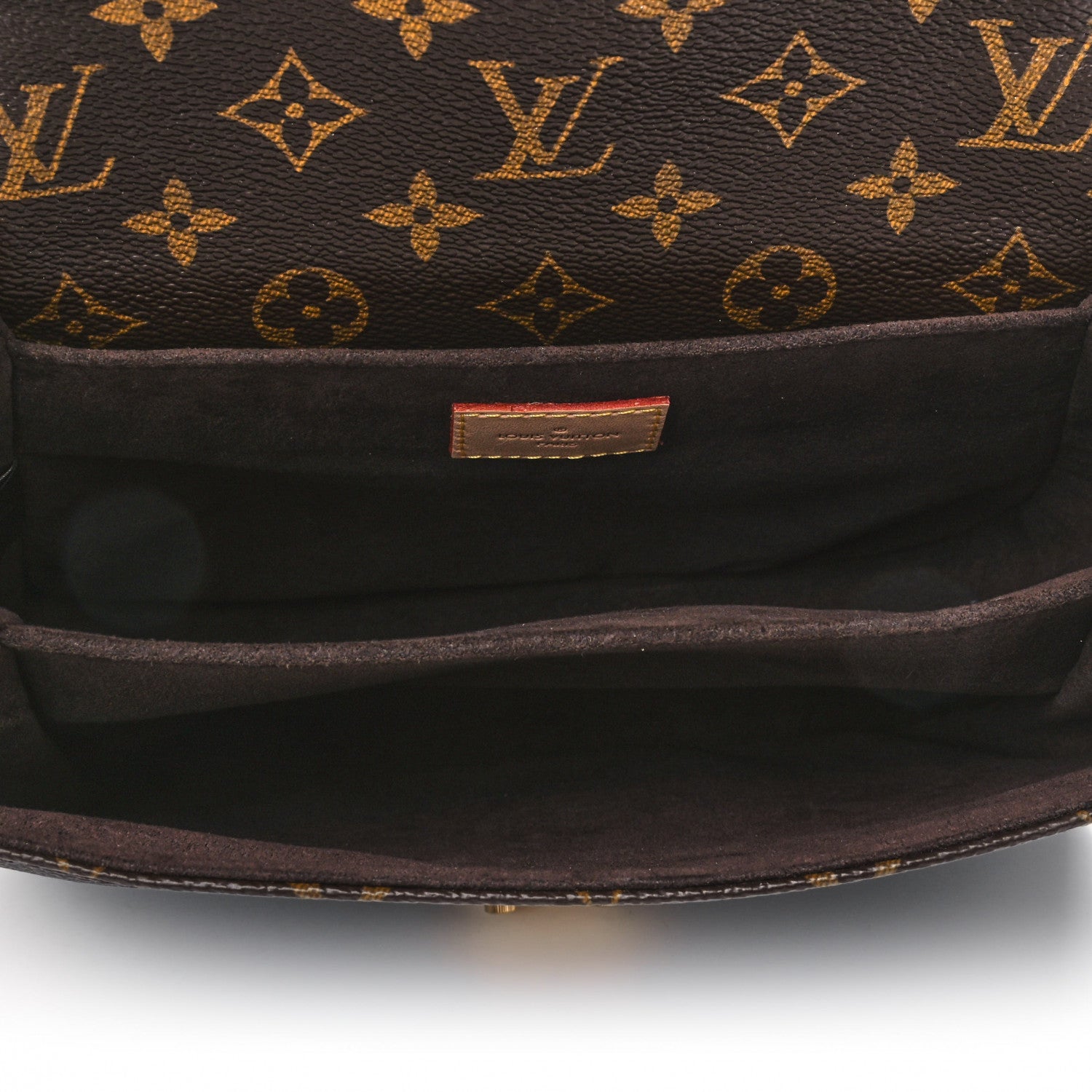 Louis Vuitton Monogram Pochette Metis 4 of 5