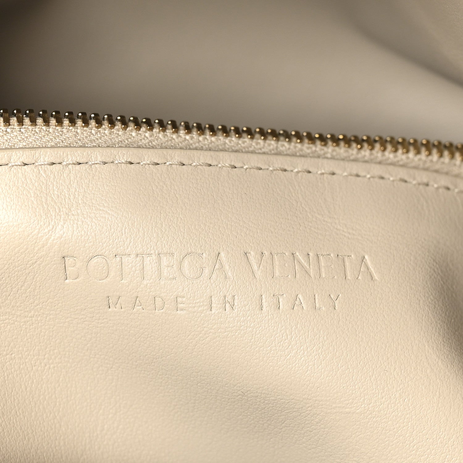 Bottega Veneta Suede Intrecciato Large Hop Ecru 6 of 9