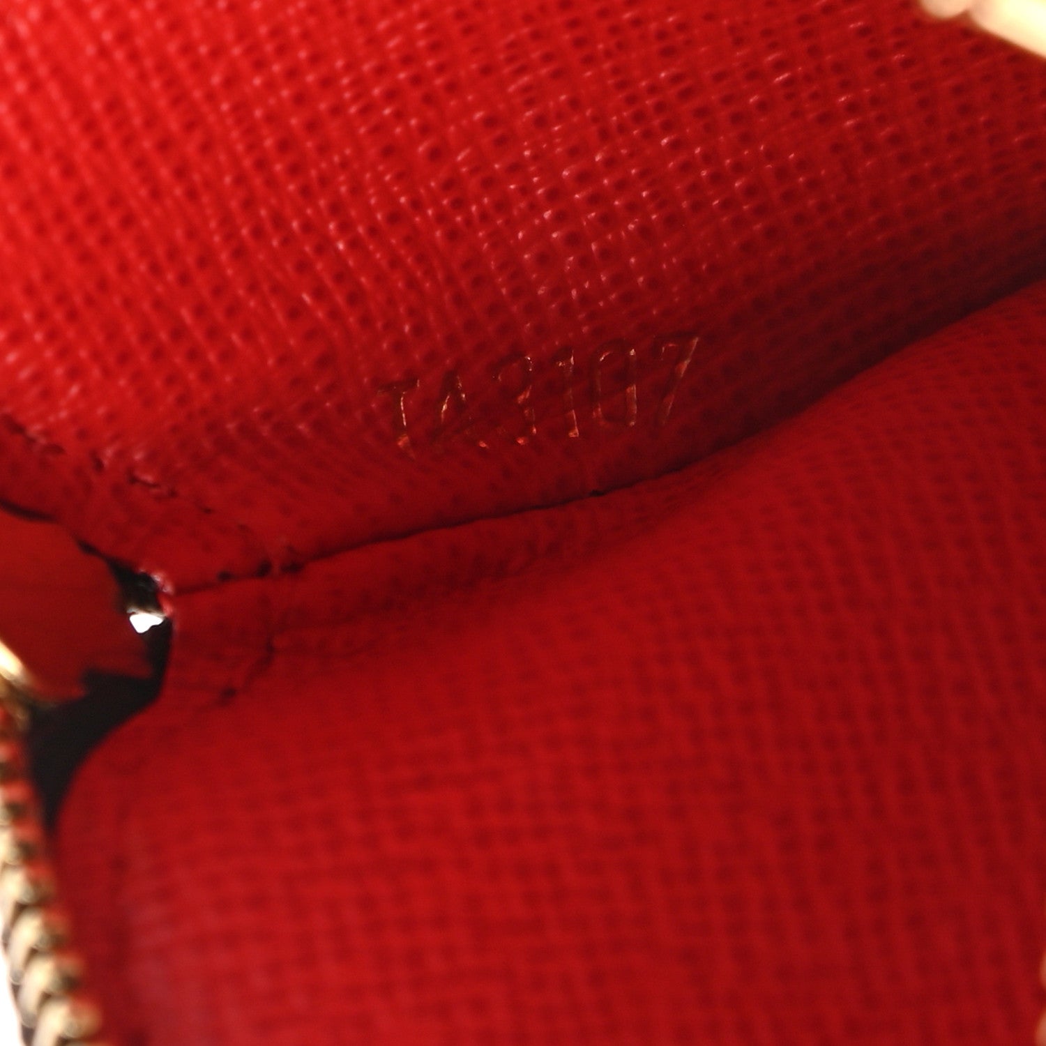 Louis Vuitton Monogram 2017 Christmas Animation Round Coin Purse 7 of 8