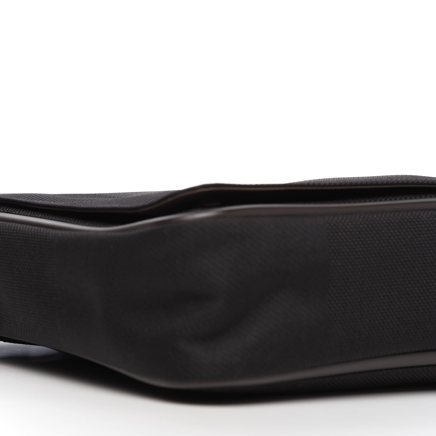 Louis Vuitton Damier Geant Messenger Bag Black 6 of 9
