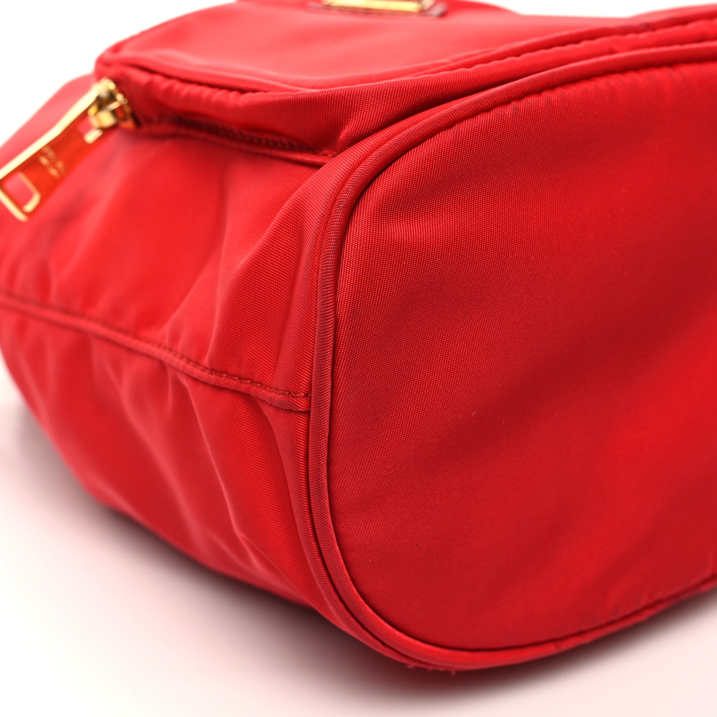 Saffiano Tessuto Nylon Mini Bucket Crossbody Bag Rosso
